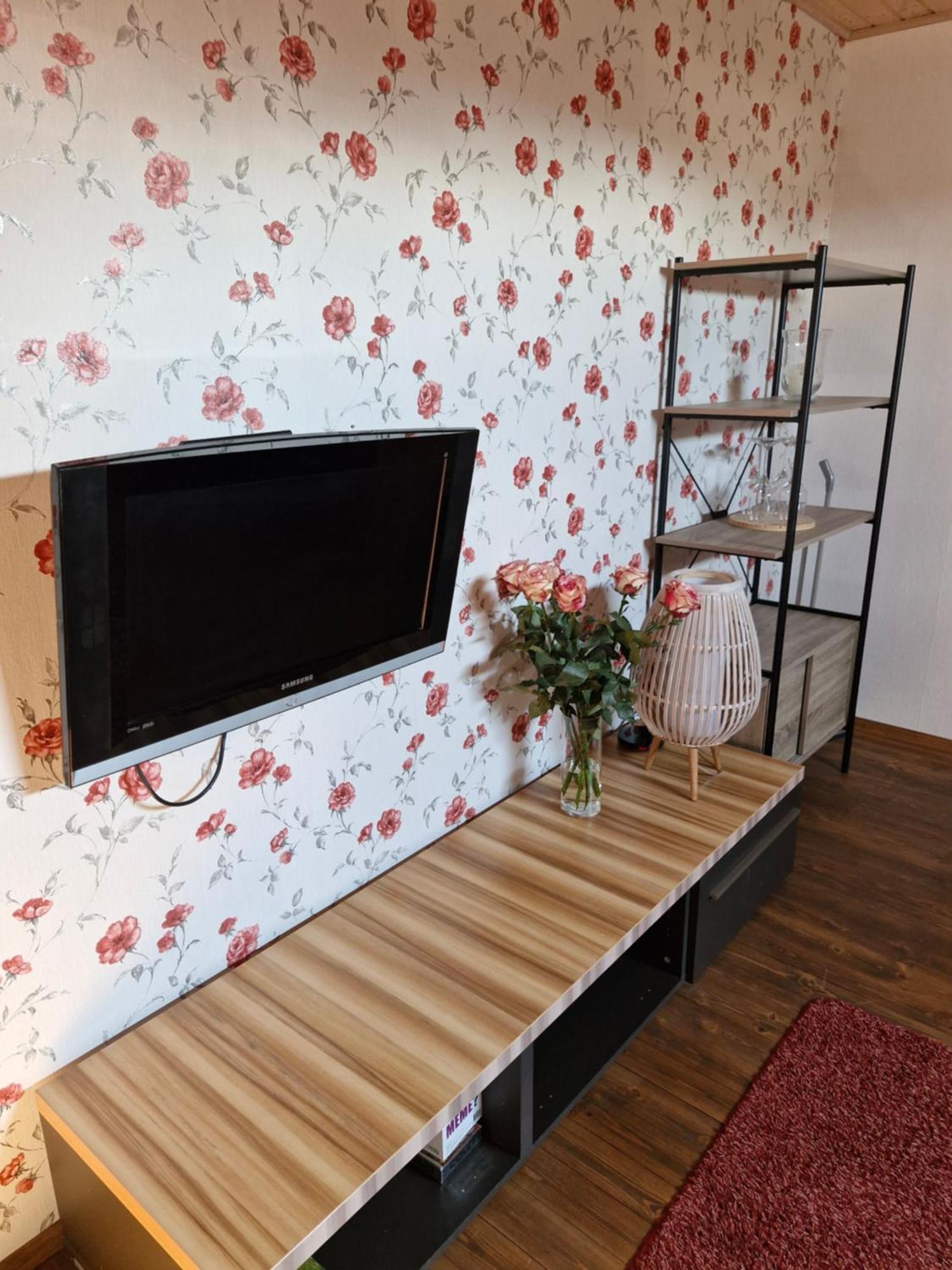 Suur-Sadama Apartment Курессааре Екстер'єр фото