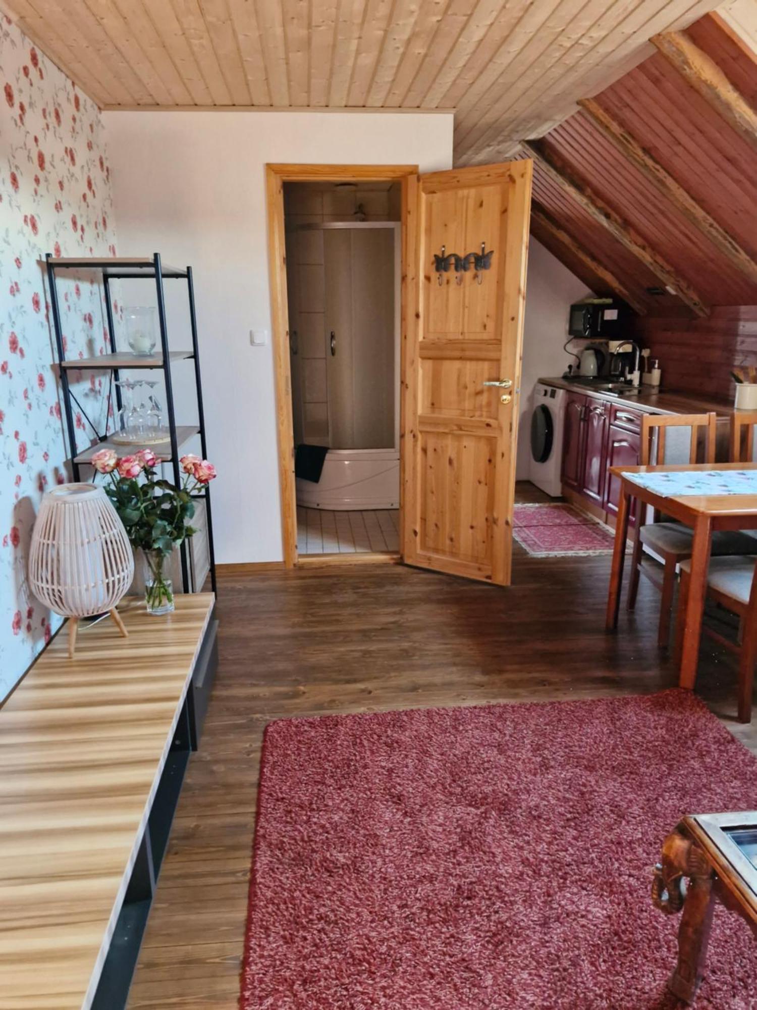 Suur-Sadama Apartment Курессааре Екстер'єр фото